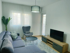 Aura City Apartment